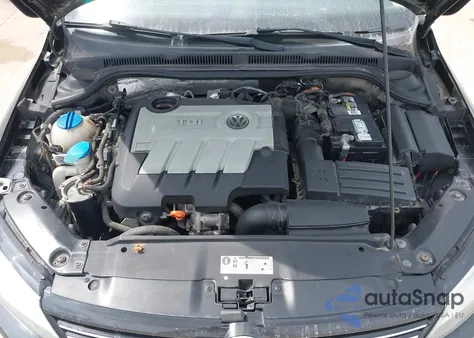2013 Volkswagen Jetta 2.0L Tdi from USA, damaged, VIN 3VWLL7AJ9DM368679
